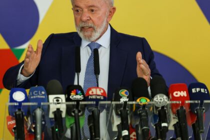 "Maior programa de crédito do país", diz Lula sobre consignado CLT