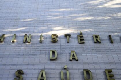 Saúde orienta sobre uso de medicamento que trata HIV multirresistente