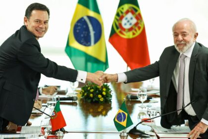 Brasil e Portugal assinam 19 acordos bilaterais