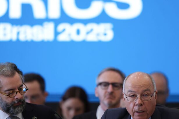 Brics deve promover nova ordem mundial, defende chanceler brasileiro