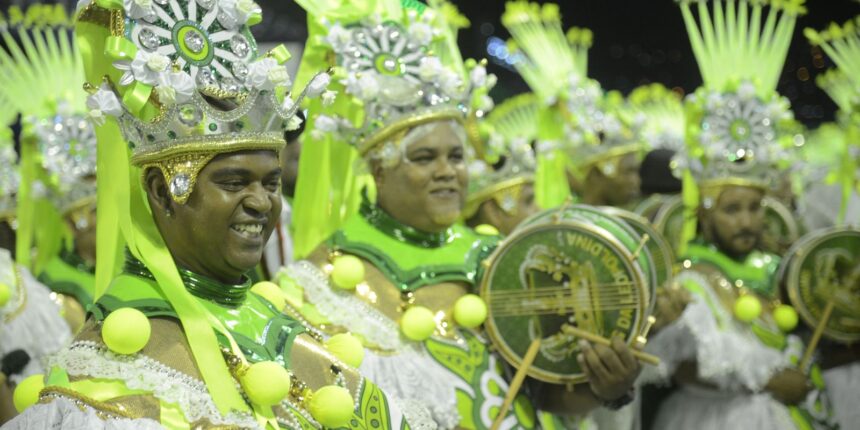 Carnaval deve movimentar R$ 5,5 bilhões na economia carioca