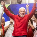 Em evento dos 45 anos do PT, Lula pede defesa da democracia