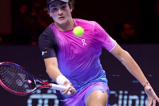 João Fonseca abre confronto contra França na Copa Davis neste sábado