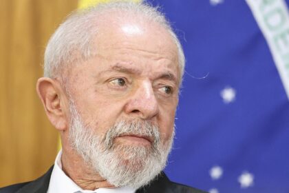 Lula critica falta de orçamento para o patrimônio histórico