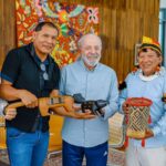 Lula recebe indígenas do Xingu e promete visita ao território