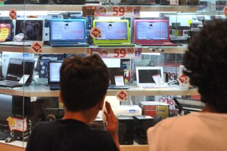 Após nova alta de juros, mercado reduz previsão para o PIB e inflação