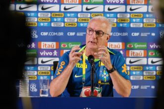 CBF demite Dorival Júnior do comando da seleção brasileira de futebol