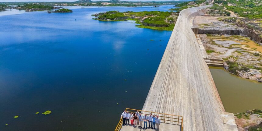 Lula inaugura nova barragem da transposição do São Francisco