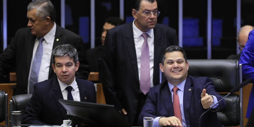 Orçamento de 2025 é aprovado pelo Congresso Nacional