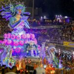 Sete escolas de samba abrem os desfiles no Sambódromo do Anhembi