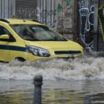 Temporal provoca alagamentos e quedas de árvores no Rio