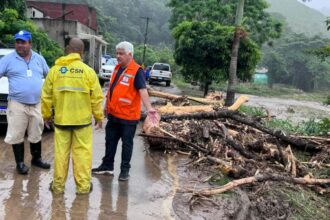 Angra dos Reis decreta emergência em saúde pública devido às enchentes