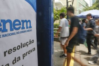 Enem: prazo para pedir isenção da inscrição é ampliado para 2 de maio