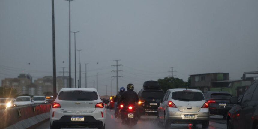 Estado do Rio reforça ações de prevenção à chuva neste fim de semana