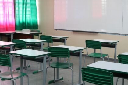 “Evasão escolar: sonho interrompido” é tema do Caminhos da Reportagem