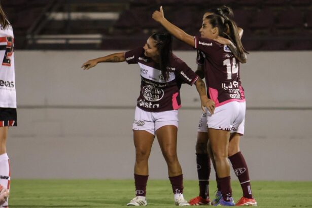 Ferroviária vence e assume liderança do Brasileiro Feminino