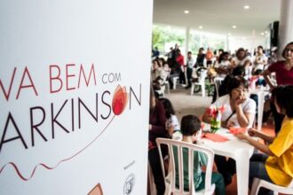 Hoje é Dia: Parkinson, Dia do Jornalista e Cora Colina são destaques