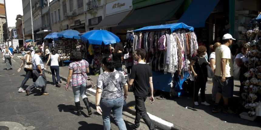 Ipea: aumento do trabalho informal está ligado à baixa fiscalização