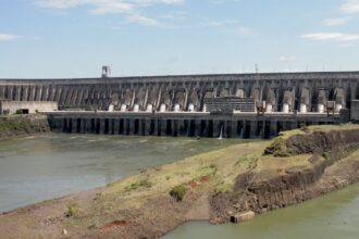 Itaipu registra saldo positivo de US$ 680 milhões em 2024