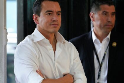 Lula cumprimenta presidente reeleito do Equador