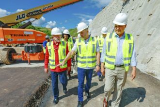 Lula visita trecho da Via Dutra que tem 25% das obras concluídas