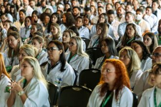 MEC vai avaliar qualidade de cursos de medicina anualmente