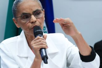 Marina Silva é atendida em hospital de Brasília por queda de pressão
