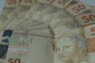 Mercado financeiro reduz previsão da inflação para 5,57%