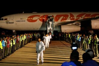 Suprema Corte impede Trump de usar Lei de Inimigos para deportações