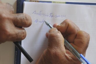 Analfabetismo de pessoas com deficiência é quatro vezes maior no país