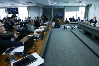 CCJ do Senado suspende demarcação de terras indígenas em SC