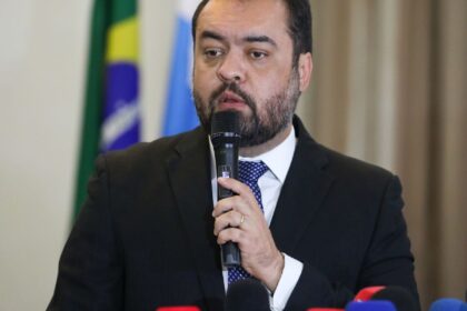 Cláudio Castro propõe acordo com agência norte-americana para fortalec