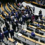 Congresso dá 10 dias para governo ter alternativa ao aumento do IOF