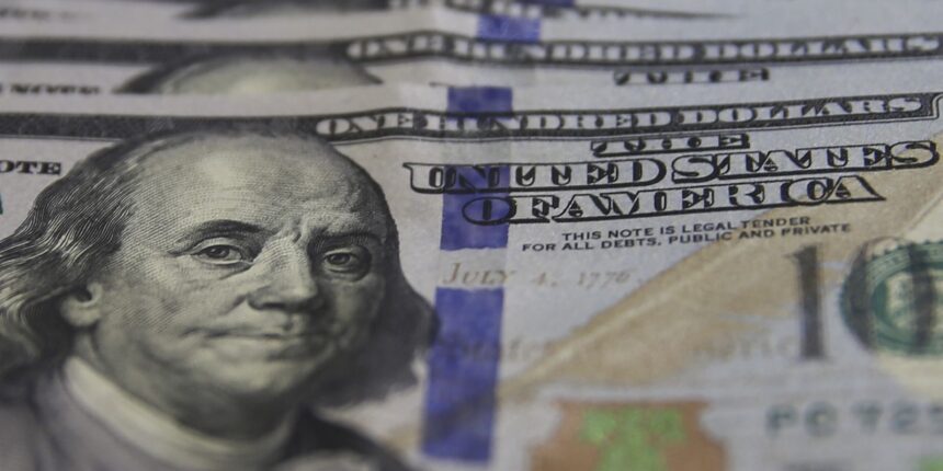 Contas externas têm saldo negativo de US$ 1,3 bilhão em abril