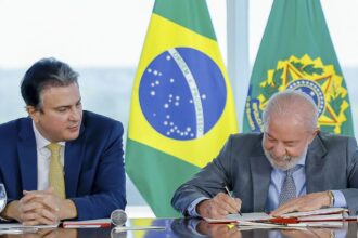 Decreto define medicina e direito e odonto como cursos presenciais