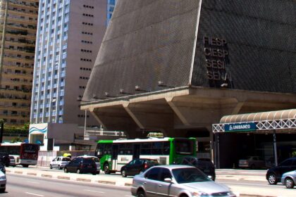 Entidades dos bancos e das indústrias criticam aumento do IOF