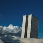 Estudo mapeia “bancada da bala”, que tem poucos projetos sobre armas