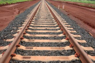 Governo quer leiloar ferrovia EF-118 ainda neste ano, diz ministro