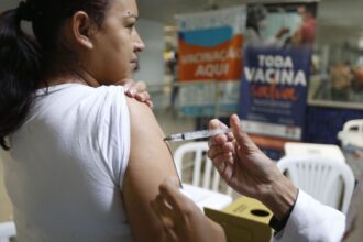 Gripe: cidade de SP amplia vacinação para população acima de 6 meses
