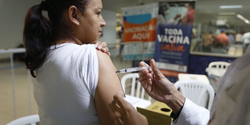 Gripe: cidade de SP amplia vacinação para população acima de 6 meses