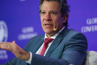 Haddad: EUA devem olhar com mais generosidade para a América Latina