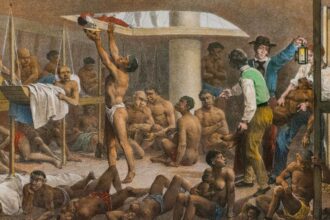 Hoje é Dia: Lei Áurea e centenário de Rubem Fonseca são destaques