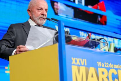 Lula anuncia crédito para reformas e acesso a médicos especialistas