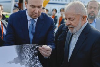 Lula renova convite a primeiro-ministro indiano para visita ao Brasil