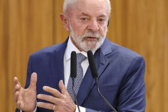 Nenhum aposentado terá prejuízo, diz Lula sobre descontos indevidos