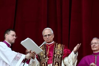 Papa Leão XIV pede que Igreja ilumine "noites escuras do mundo”
