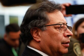 Presidente da Colômbia sugere greve geral após acusar Senado de fraude