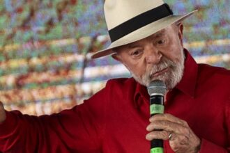 Programa de médicos especialistas será lançado na sexta, diz Lula