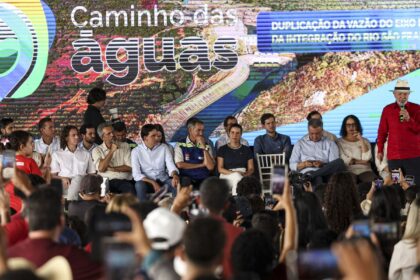 São Francisco: Lula autoriza duplicação de bombeamento do Eixo Norte