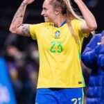Capitã e líder no Brasileirão Feminino, Isa Haas se firma na seleção